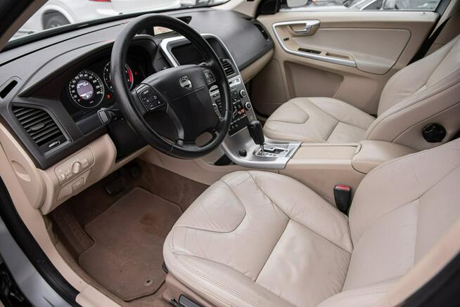 Volvo XC 60 R-Design AWD 2.4d D5 185KM 4x4 ! Super Stan ! Opłacone ! Zwoleń - zdjęcie 6