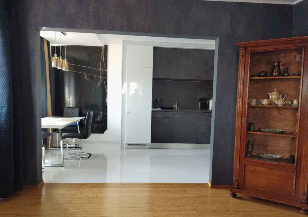 3pok 80m, Okolice Placu Grunwaldzkiego LUX/PIWNICA (Wrocław) Śródmieście - zdjęcie 3