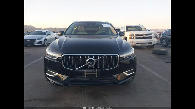 Volvo XC 60 INSCRIPTION / AWD / T6 / niski przebieg Białystok - zdjęcie 2