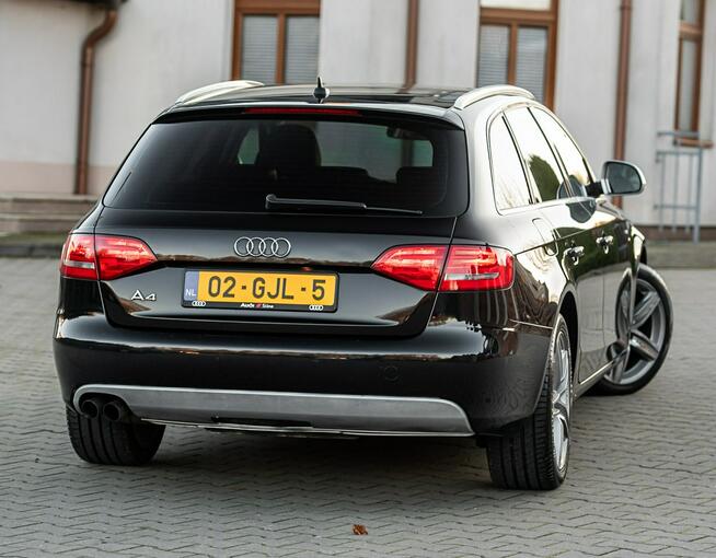 Audi A4 S-Line ! 2.0TDI 143KM Manual ! Opłacona ! Serwisowana ! Zwoleń - zdjęcie 3