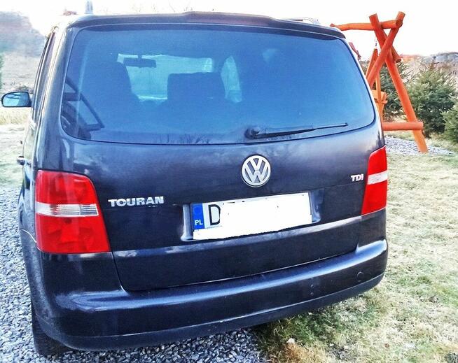 VW  TOURAN diesel 103kw Dzierżoniów - zdjęcie 4
