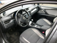 Toyota Avensis Z gazem/ II Właściciel /Hak / 1.8 benzyna /108 KW Katowice - zdjęcie 5