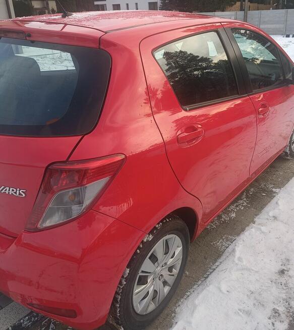 sprzedam krajową zadbaną toyotę yaris 1,3 Bukowno - zdjęcie 2