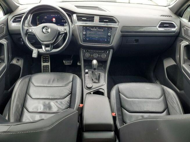 Volkswagen Tiguan / 4x4 / R-Line / niski przebieg / Tarnów - zdjęcie 8