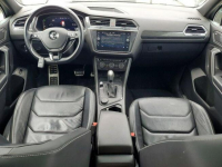 Volkswagen Tiguan / 4x4 / R-Line / niski przebieg / Tarnów - zdjęcie 8