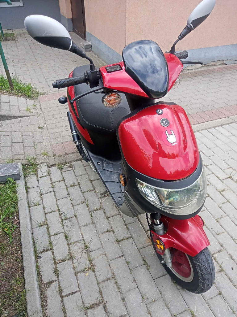 Witam mam do sprzedania skuter marki keeway huracane 2t Pruszcz Gdański - zdjęcie 1