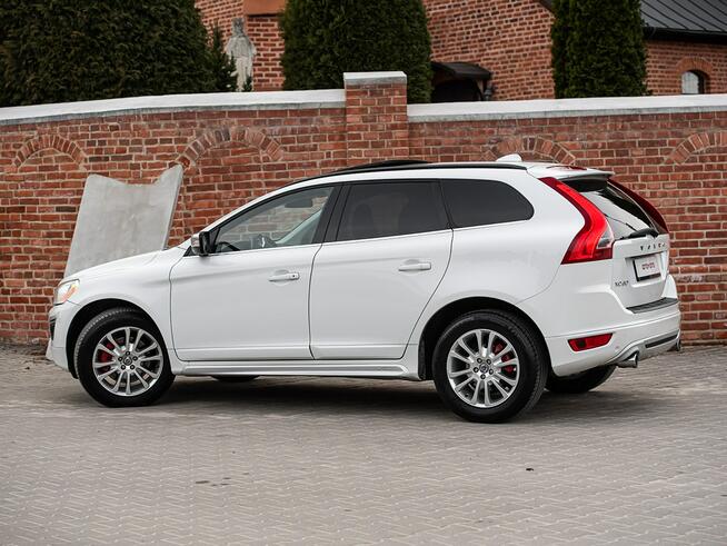 VOLVO XC60 2.4D 163KM R-DESIGN XENON ALU18 PANORAMA SUPER STAN Podzagajnik - zdjęcie 6
