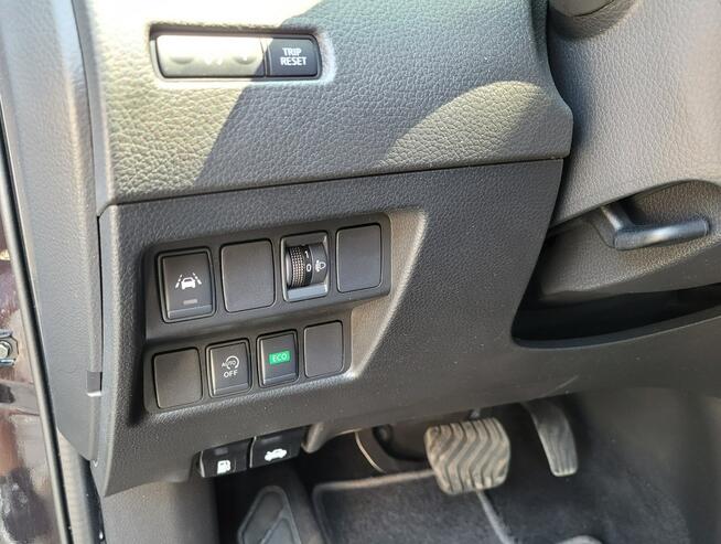 Nissan Qashqai 1,3 DIG-T DCT automat Warszawa - zdjęcie 11
