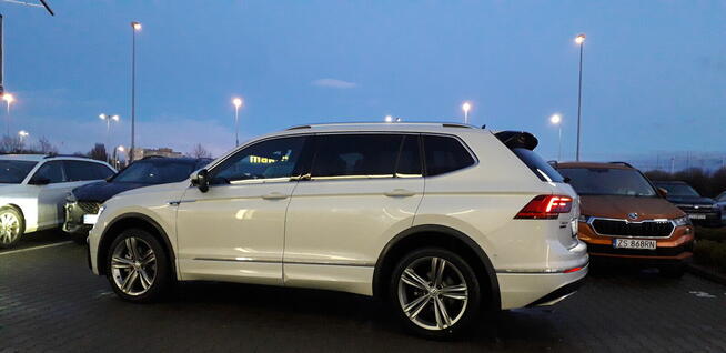 VOLKSWAGEN TIGUAN 2.0 TDI 4MOT HIGHLINE DSG 2019 ROK Szczecin - zdjęcie 5