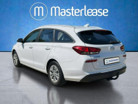 Hyundai i30 1.6 D Classic +! Z Polskiego Salonu! Faktura VAT! Warszawa - zdjęcie 7