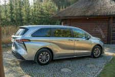 Toyota Sienna Oryginalny przebieg / Bogato wyposażona / 2.5 Hybryda Ropczyce - zdjęcie 4