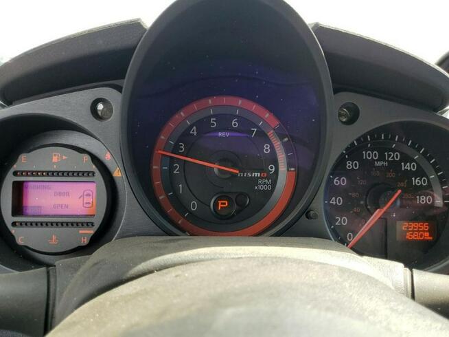 Nissan 370 Z / NISMO / Niski przebieg / Tarnów - zdjęcie 9