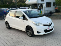 Toyota Yaris *Benzyna*Niski Przebieg*Gwarancja* Zduńska Wola - zdjęcie 2