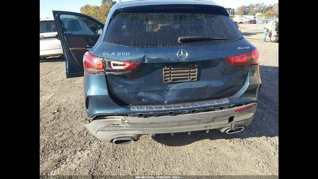 Mercedes GLA 250 4Matic / pakiet AMG / niski przebieg Białystok - zdjęcie 8