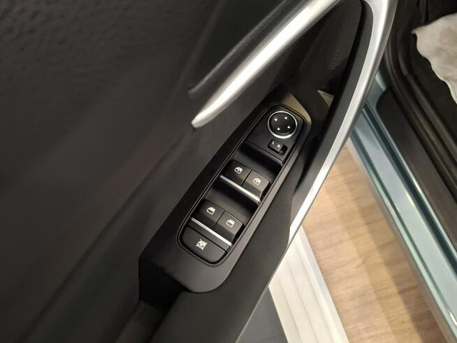 Kia Ceed 1.5 TGDI 140 KM Ostrów Wielkopolski - zdjęcie 12