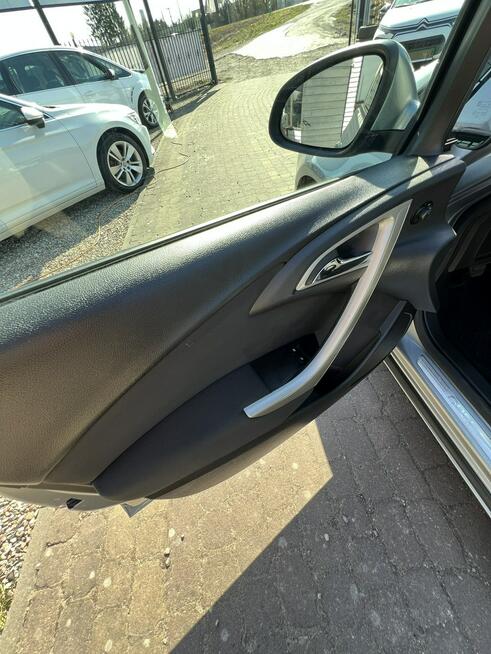 Opel Astra Sports Tourer Słupsk - zdjęcie 9