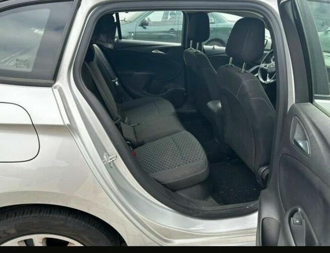 Opel Astra 1.5CDTI Sportstourer 2020r. niski przebieg import Ciechanów - zdjęcie 6