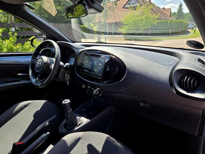Toyota Aygo X 1.0 Benz. 72KM 2024r LED, Radar, Kamer, Niski Przebieg Tychy - zdjęcie 6