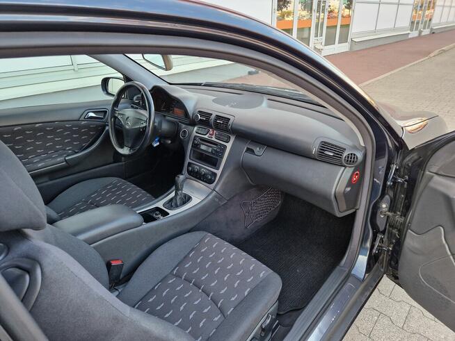 ///Mercedes C200 Kompresor///Xenon/// Klima/// Warszawa - zdjęcie 3