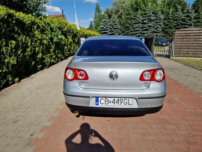 Volkswagen Passat B6 1.6 benzyna! Sedan! Dobry stan! Bydgoszcz - zdjęcie 5