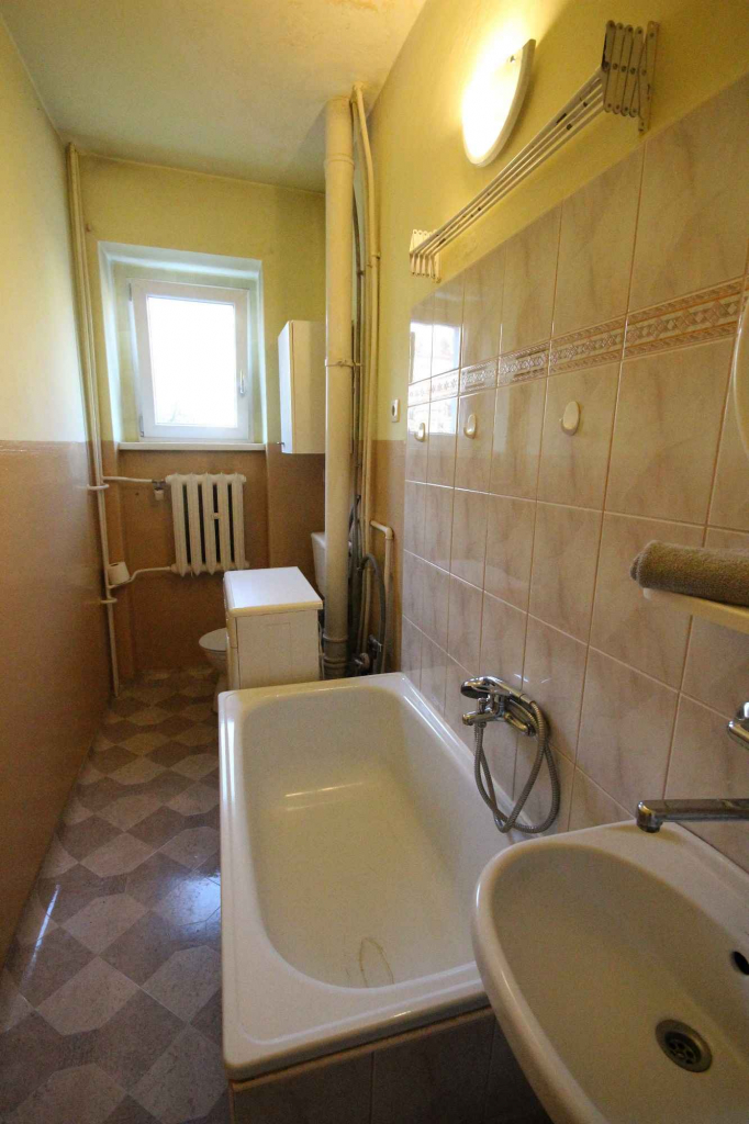 3pok, 48met, okolice Sztabowej PIWNICA/STRYCH (Wrocław) Fabryczna - zdjęcie 9