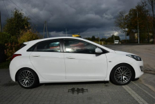 Hyundai i30 1.4B MPI Klima Tempomat Nowe Opony Sprowadzony Opłacony Majdan Sieniawski - zdjęcie 10