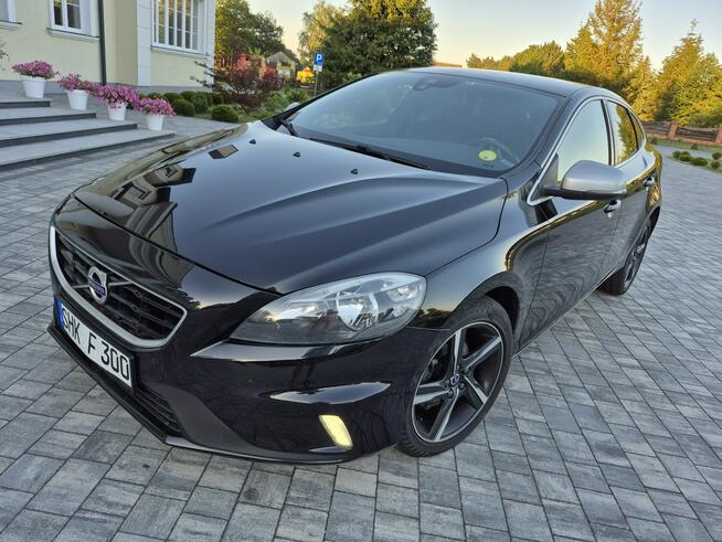 Volvo V40 2.0d 190km R-DESIGN navi full led chromy Drelów - zdjęcie 2