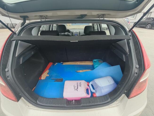 Syndyk sprzeda - Hyundai i30 1.6, 2011r. Jasieniec - zdjęcie 5