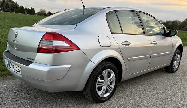 Renault Mégane II sedan - 1.6 BENZYNA MPI - extra wnętrze Legionowo - zdjęcie 3