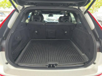 Volvo XC 60 AWD / R-Design / niski przebieg Warszawa - zdjęcie 12