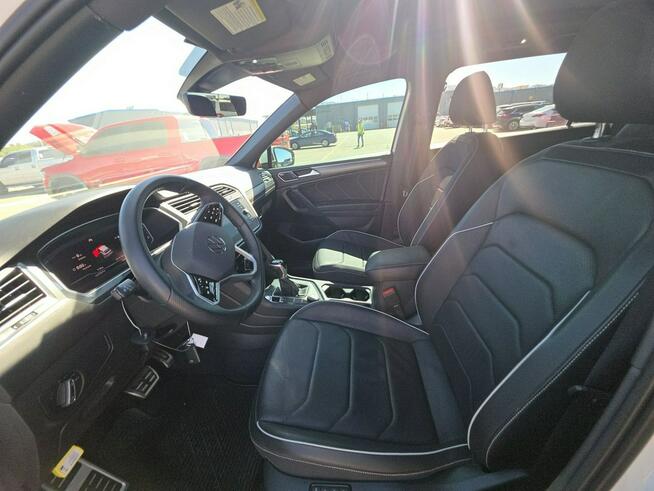 Volkswagen Tiguan 4x4 / SEL R-Line / mała szkoda / niski przebieg Tarnów - zdjęcie 9