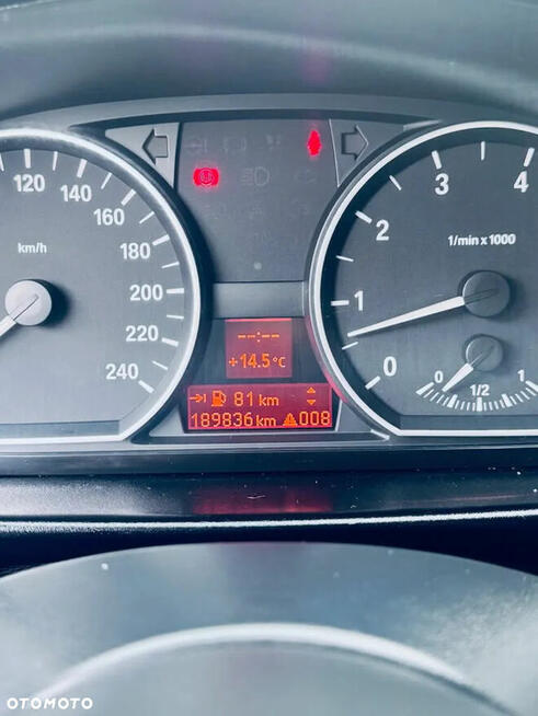 BMW Seria 1, 2008 r. 1.6 Ruchna - zdjęcie 2