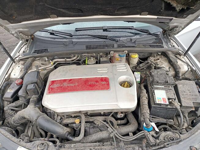 Alfa Romeo 159 1.9 JTD 150KM 06r Tarnów - zdjęcie 8