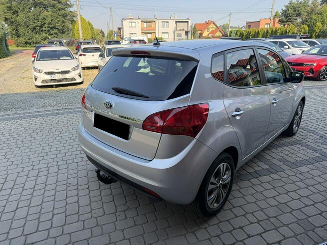 Kia Venga 1,4 90KM  Klima  Kamera  Navi  Koła lato + zima Orzech - zdjęcie 7
