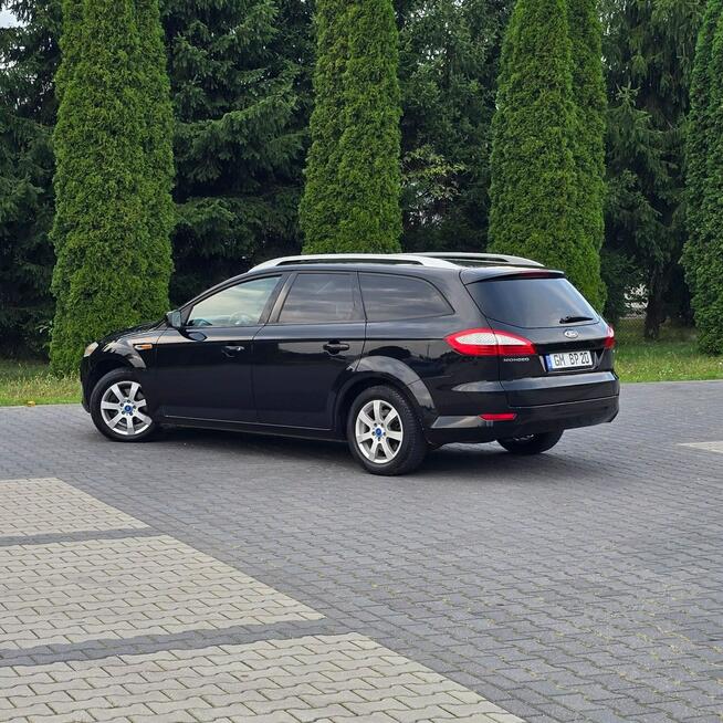 Ford Mondeo Mk4 2.0 TDCi Viva Titanium Ostrów Mazowiecka - zdjęcie 10