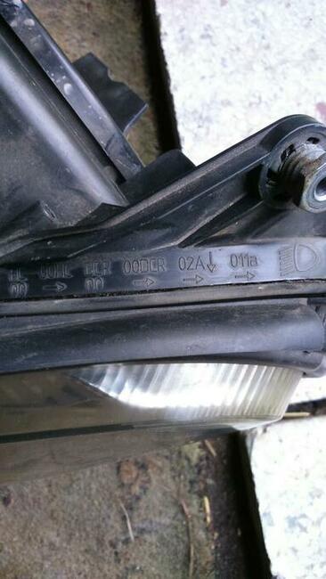 Mercedes CLS w 219 - Reflektory przód Aleksandrów Łódzki - zdjęcie 6