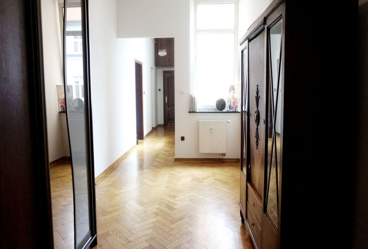 Mieszkanie z oknami w parku !! Poznań - zdjęcie 2