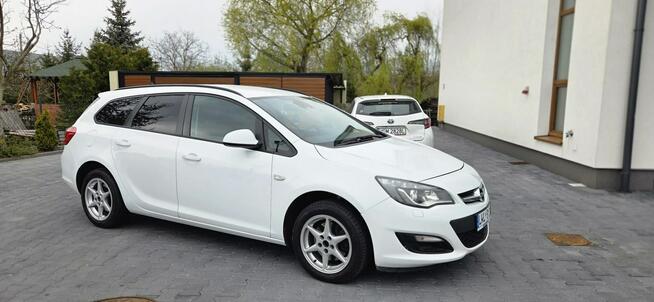 Opel Astra- 1.6 diesel- 2014r. Grodzisk Mazowiecki - zdjęcie 2