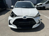 Toyota Yaris Hybrid 1.5 Active Salon PL 2023 FV 23% Syców - zdjęcie 7
