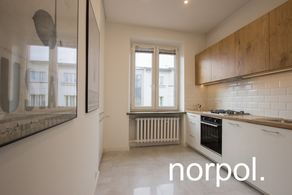 Komfort i funkcjonalność: mieszkanie z osobną sypialnią, Starowiślna Kraków - zdjęcie 7