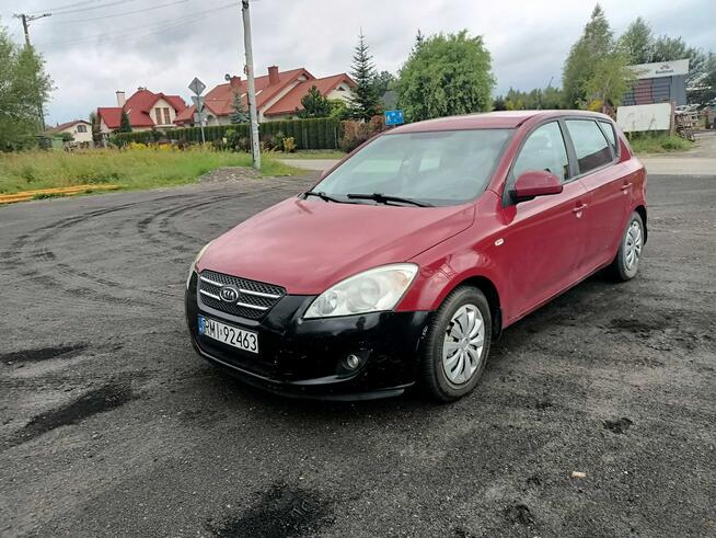 Kia Ceed 1.6 CRDI 115km 08r Tarnów - zdjęcie 2