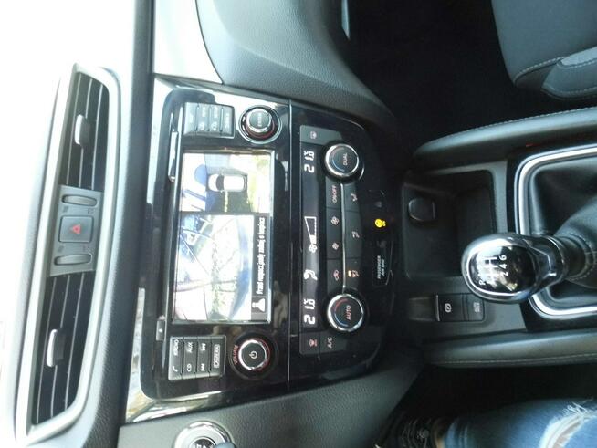 Nissan Qashqai 1,6  4x4 salon polska Łódź - zdjęcie 6