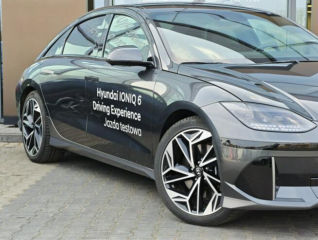 IONIQ 6 77 kWh 325KM 4WD UNIQ DEMO - niski przebieg Łódź - zdjęcie 3