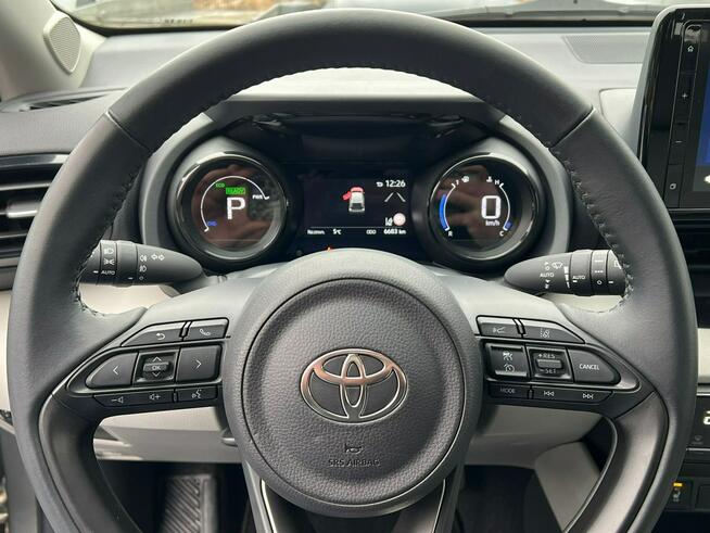 Toyota Yaris 1.5 Hybryda Bogata Jak nowa Grzane fotele Kamera Baranowo - zdjęcie 9