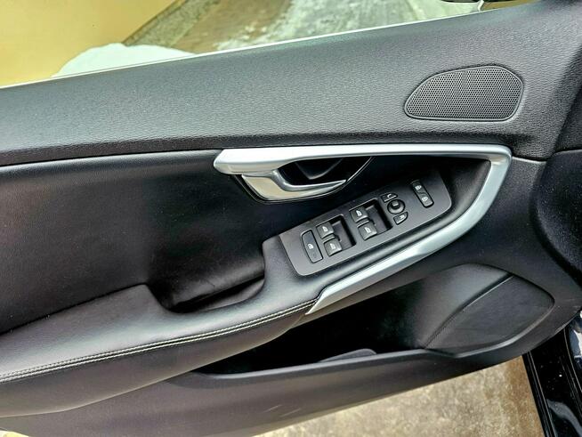 Volvo V40 R-Design Wirtual Piękny Zagnańsk - zdjęcie 10