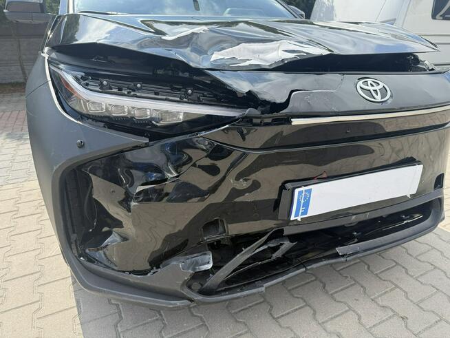 Toyota bZ4X Zielona Łąka - zdjęcie 11