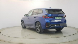 BMW iX1 eDrive20 66.5kWh M Sport! Z Polskiego Salonu! Faktura VAT! Warszawa - zdjęcie 5