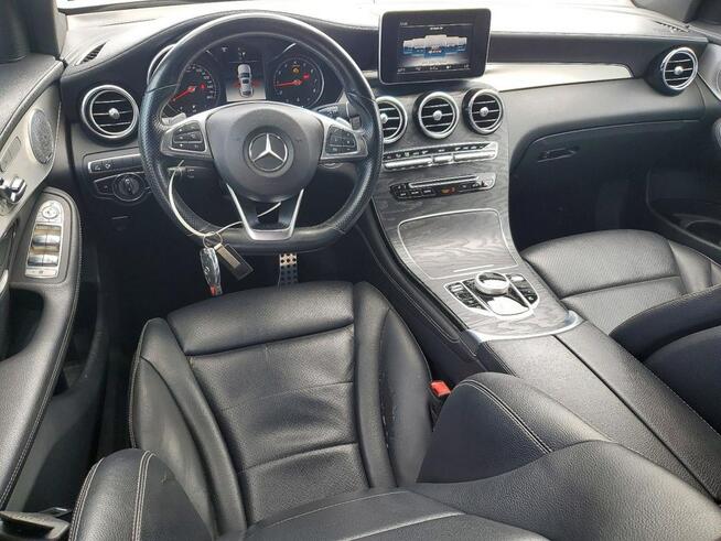 Mercedes GLC 300 4Matic / pakiet AMG / niski przebieg Chwaszczyno - zdjęcie 8