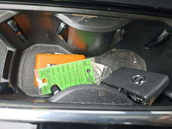 Volvo S60 AWD / niski przebieg / automat Warszawa - zdjęcie 10