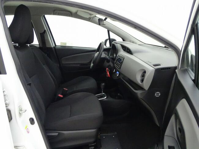Toyota Yaris Hybrid 100 Active Salon PL! 1 wł! ASO! FV23%! Warszawa - zdjęcie 8
